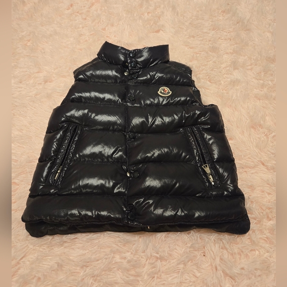 Moncler Toddler Puffer vest size 4 - Picture 1 of 10